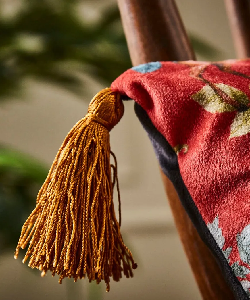 Olde Worlde Reversible Cushion