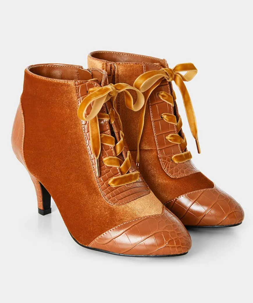 Sweet Song Velvet Bootees