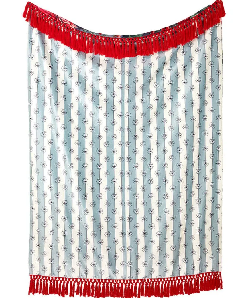 Wondrous Woodland Festive Throw